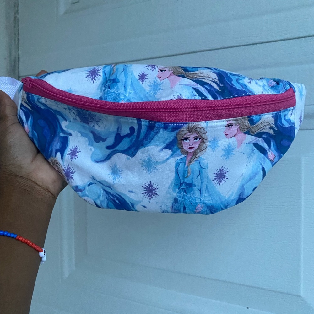 Ana/Elsa Frozen Fanny Pack
